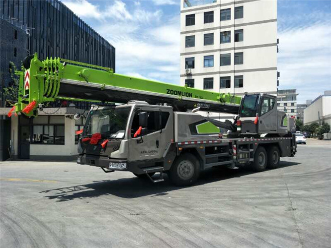 东宁市随车吊师傅告诉你租赁随车吊车如何区分吨位