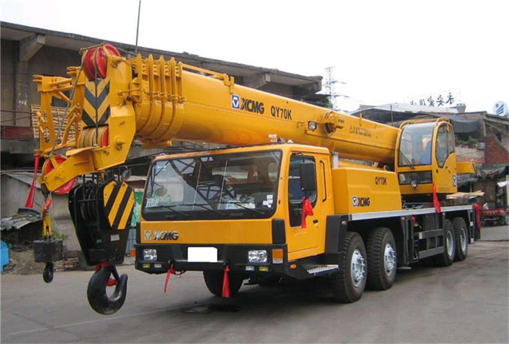 东宁市吊车出租选择重点